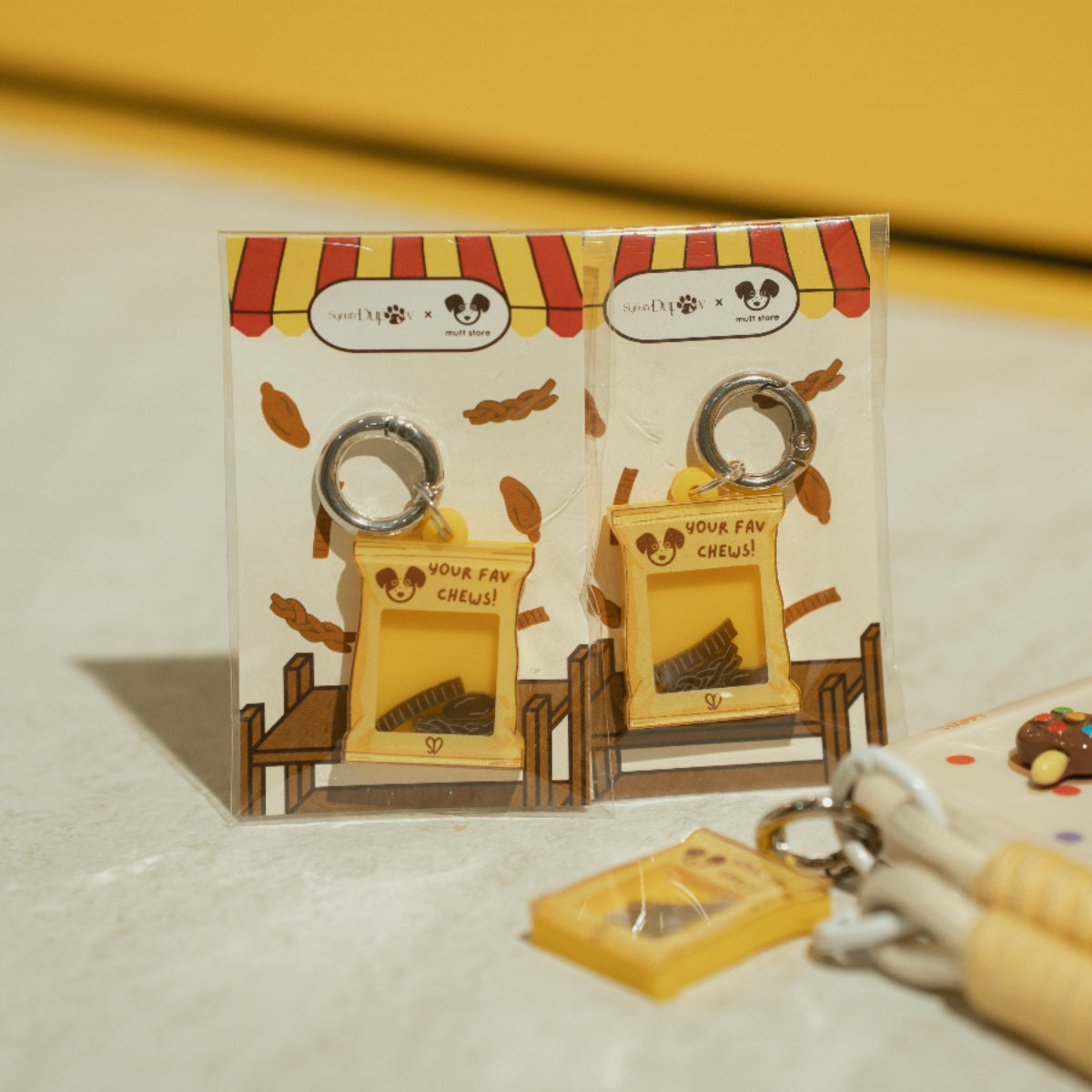 Shake-A-Chew Charm
